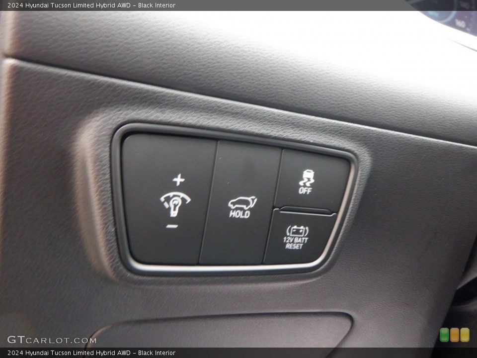 Black Interior Controls for the 2024 Hyundai Tucson Limited Hybrid AWD #146741095