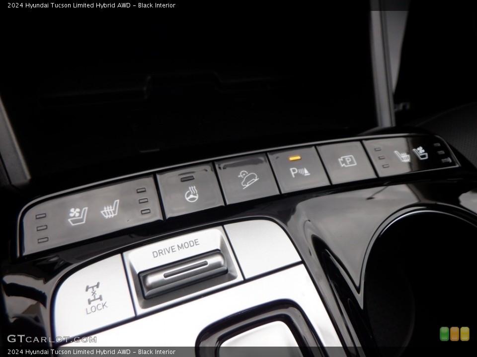 Black Interior Controls for the 2024 Hyundai Tucson Limited Hybrid AWD #146741125