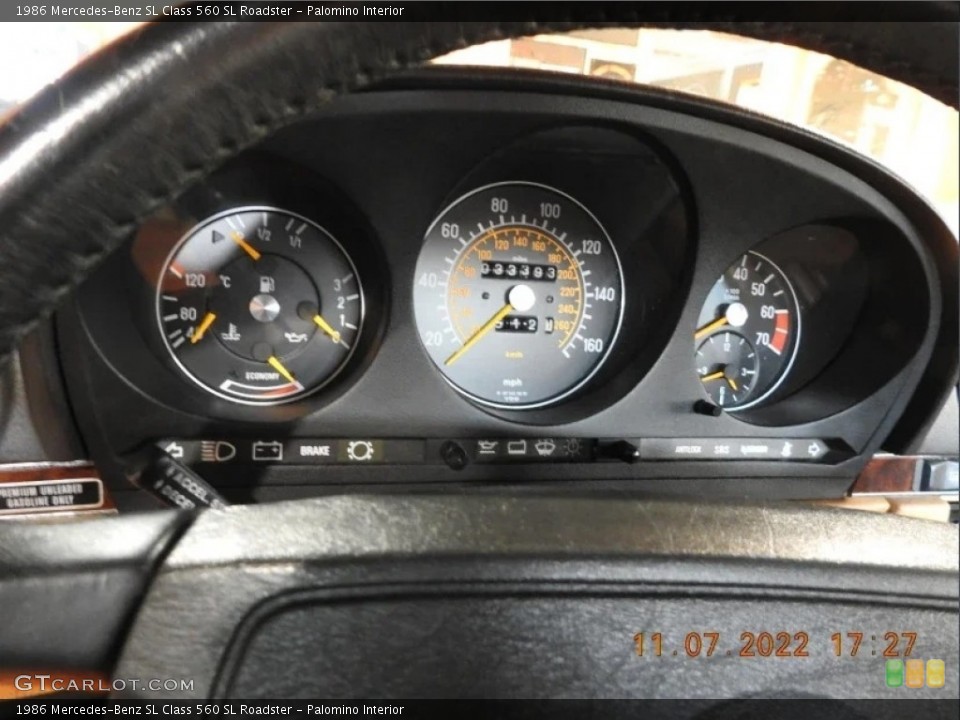 Palomino Interior Gauges for the 1986 Mercedes-Benz SL Class 560 SL Roadster #146752650