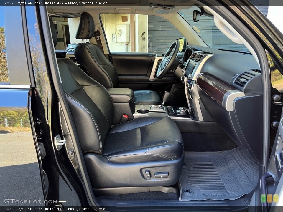 Black/Graphite 2022 Toyota 4Runner Interiors