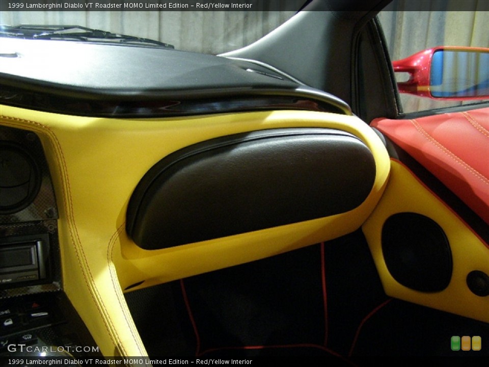 Red/Yellow Interior Photo for the 1999 Lamborghini Diablo VT Roadster MOMO Limited Edition #146768