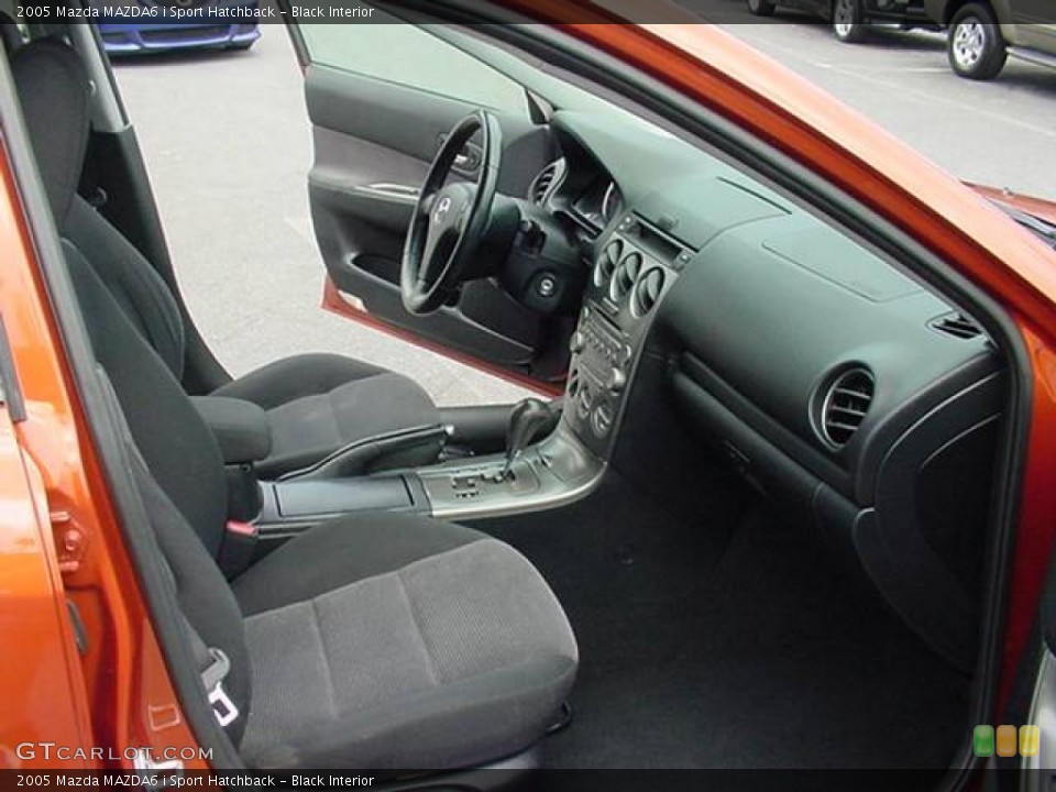 Black Interior Photo for the 2005 Mazda MAZDA6 i Sport Hatchback #14949409