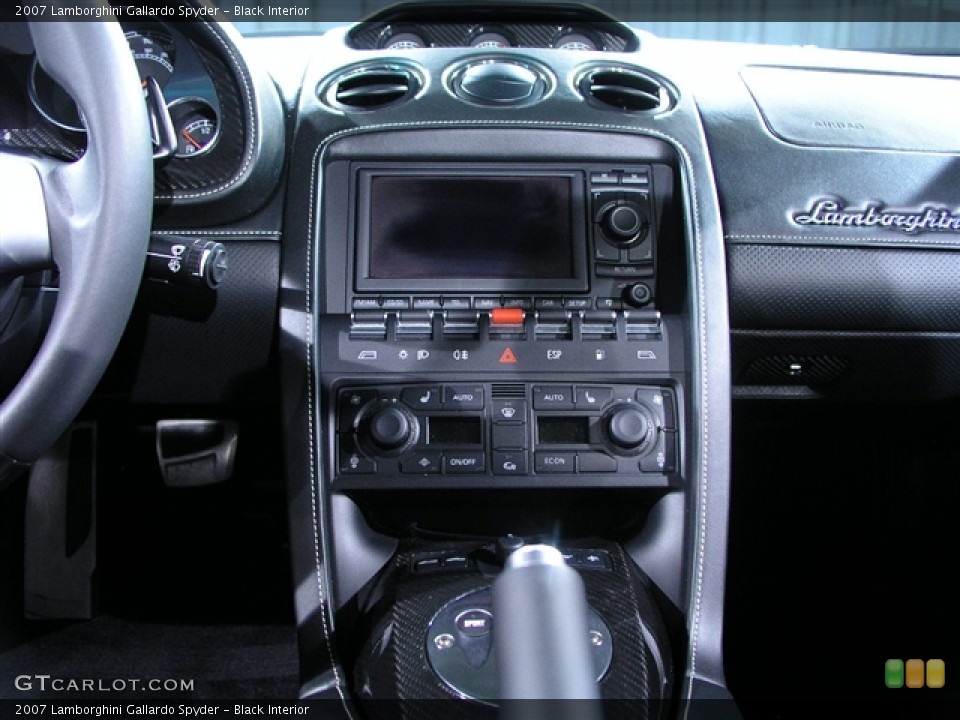 Black Interior Controls for the 2007 Lamborghini Gallardo Spyder #150042