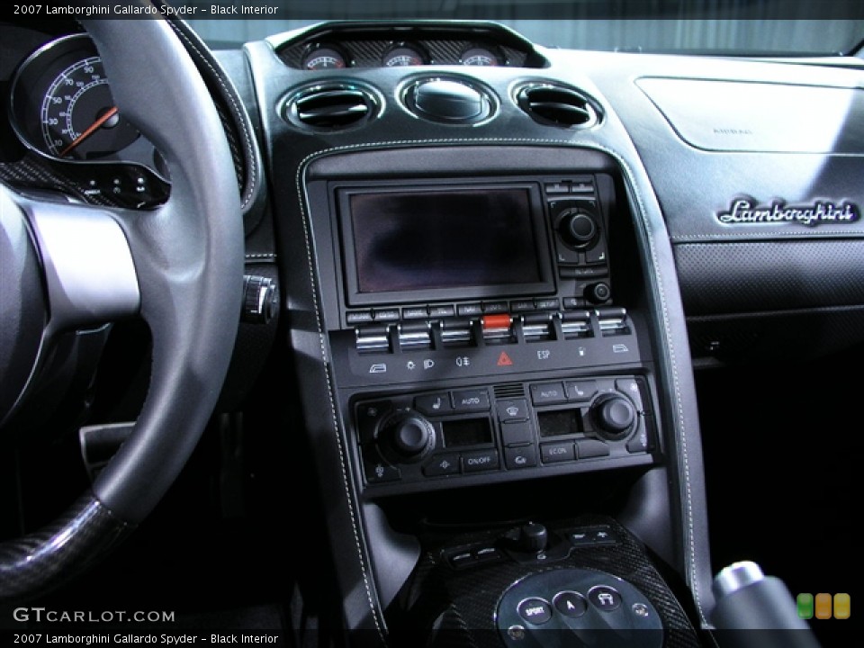 Black Interior Controls for the 2007 Lamborghini Gallardo Spyder #150049