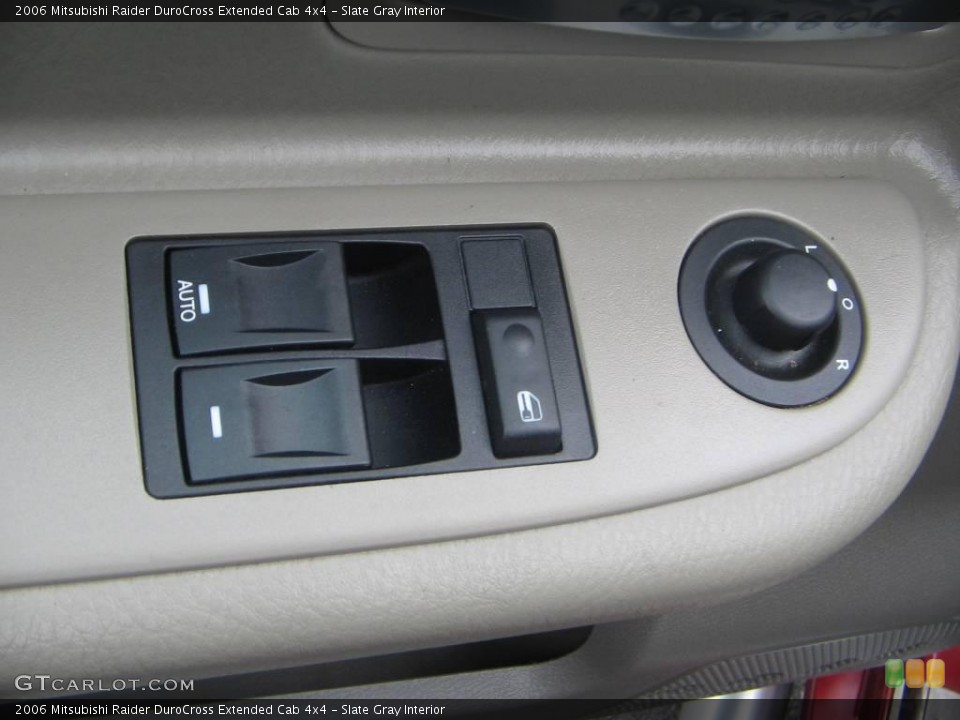 Slate Gray Interior Controls for the 2006 Mitsubishi Raider DuroCross Extended Cab 4x4 #15300394