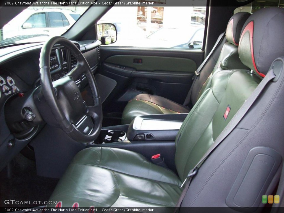 Cedar Green/Graphite Interior Photo for the 2002 Chevrolet Avalanche The North Face Edition 4x4 #15645897