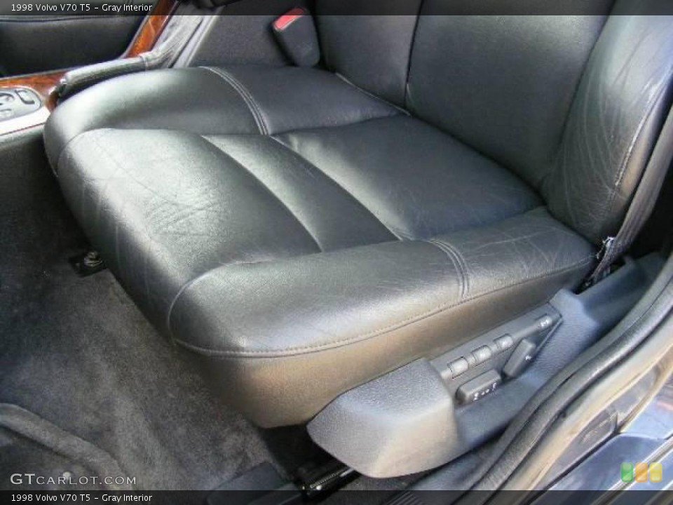 Gray Interior Front Seat for the 1998 Volvo V70 T5 #16038655