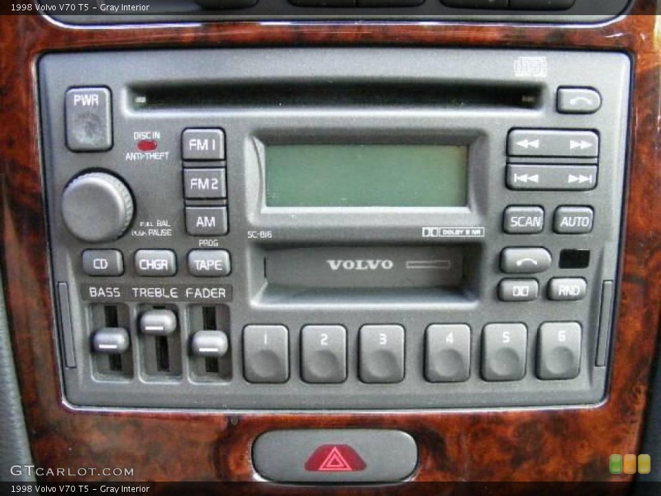 Gray Interior Audio System for the 1998 Volvo V70 T5 #16038775