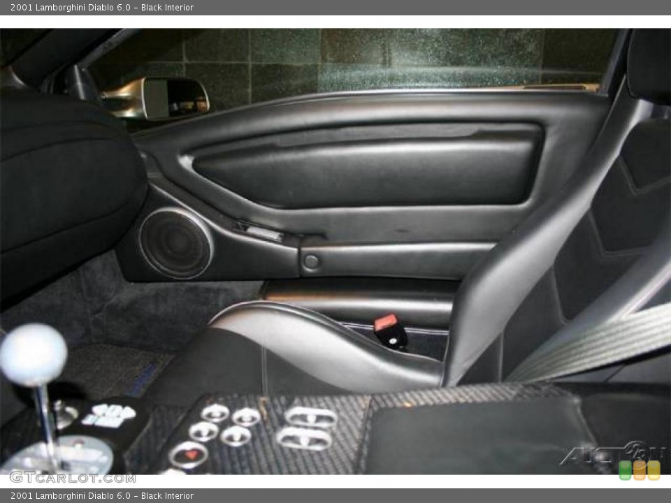 Black Interior Photo for the 2001 Lamborghini Diablo 6.0 #16340808