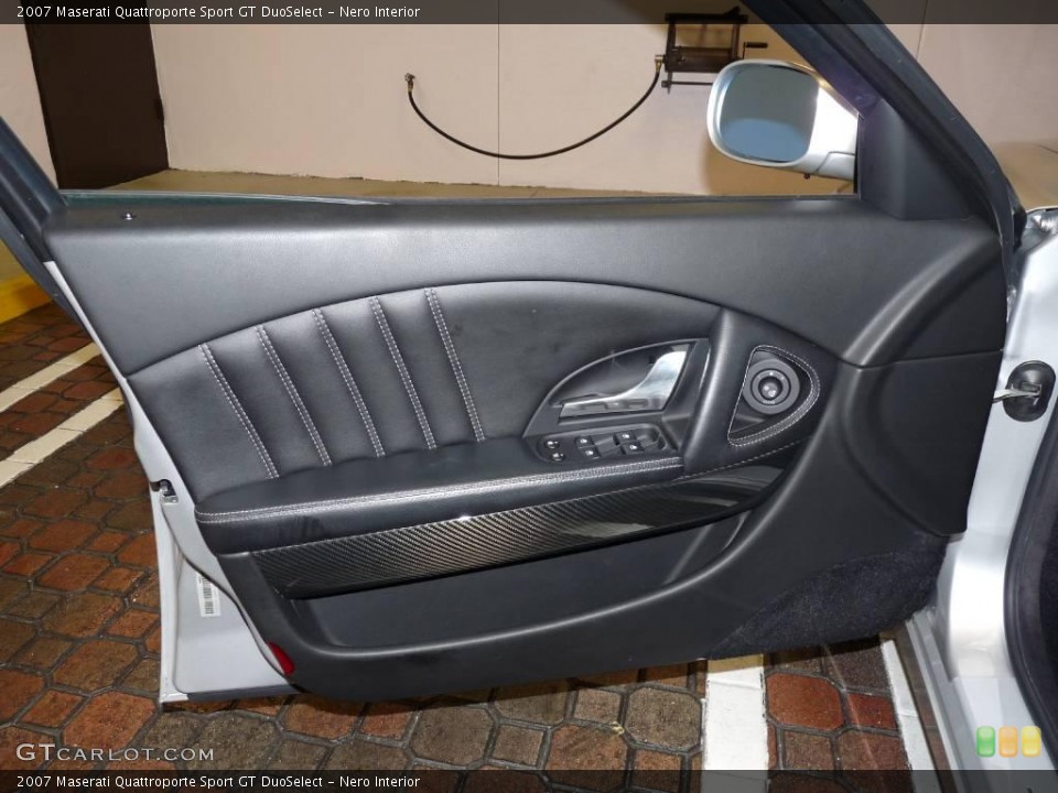 Nero Interior Door Panel for the 2007 Maserati Quattroporte Sport GT DuoSelect #16352178