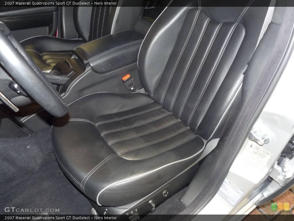 Nero Interior Photo for the 2007 Maserati Quattroporte Sport GT DuoSelect #16352190