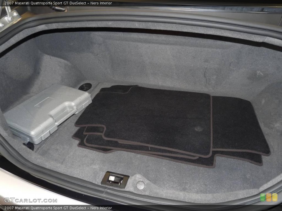 Nero Interior Trunk for the 2007 Maserati Quattroporte Sport GT DuoSelect #16352206