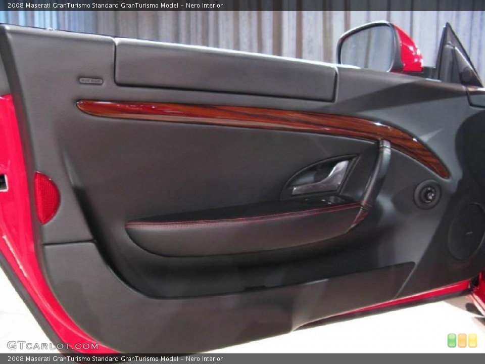 Nero Interior Door Panel for the 2008 Maserati GranTurismo  #16352337