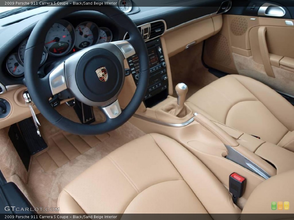Black/Sand Beige Interior Photo for the 2009 Porsche 911 Carrera S Coupe #16360789