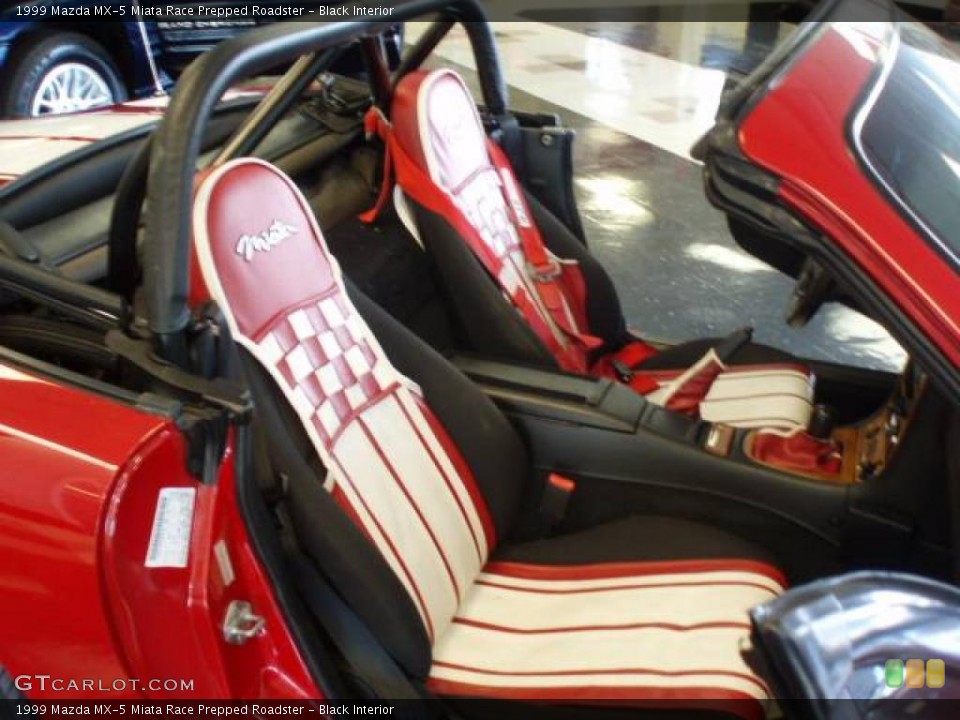 Black Interior Photo for the 1999 Mazda MX-5 Miata Race Prepped Roadster #16863094