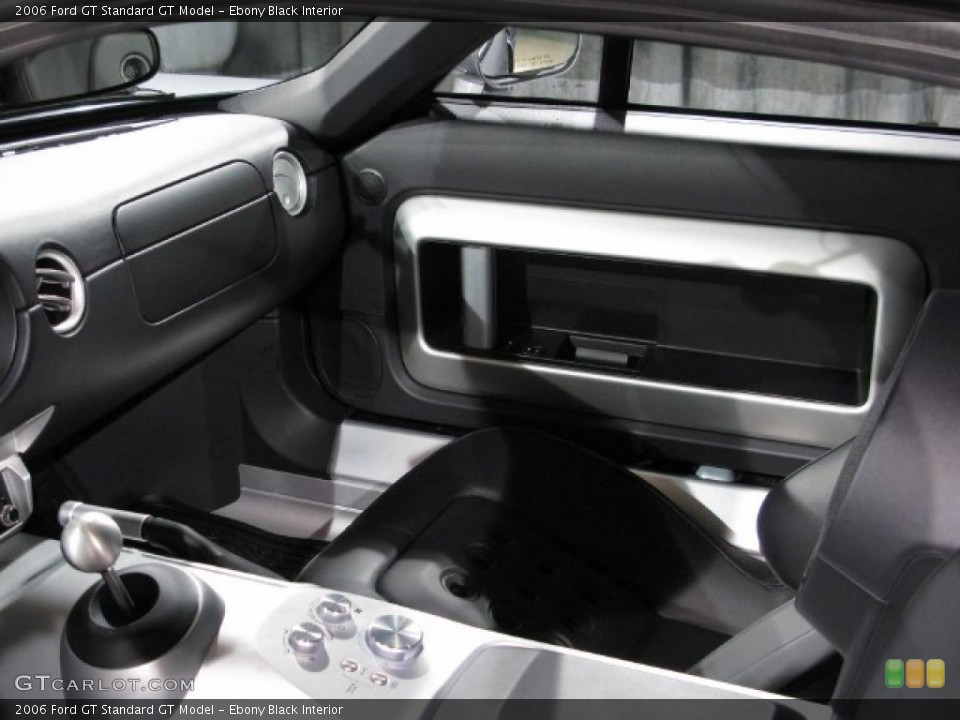 Ebony Black Interior Photo for the 2006 Ford GT  #17283730