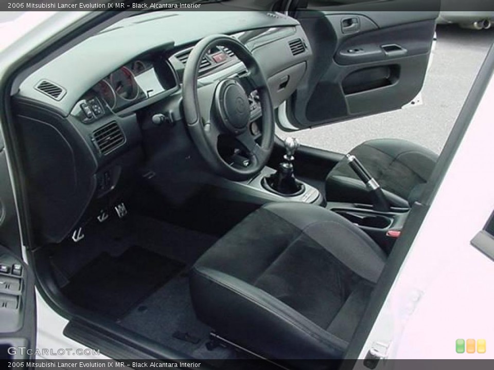 Black Alcantara Interior Photo for the 2006 Mitsubishi Lancer Evolution IX MR #17774788