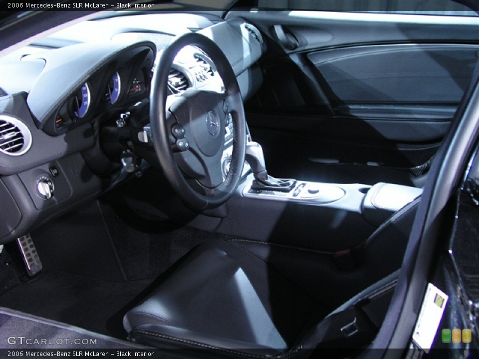 Black Interior Photo for the 2006 Mercedes-Benz SLR McLaren #179129