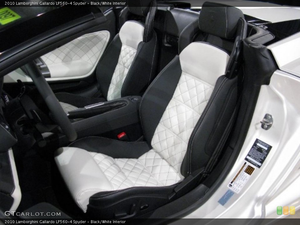 Black/White Interior Photo for the 2010 Lamborghini Gallardo LP560-4 Spyder #17992984