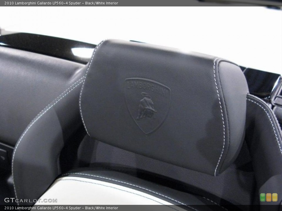 Black/White Interior Photo for the 2010 Lamborghini Gallardo LP560-4 Spyder #17993072