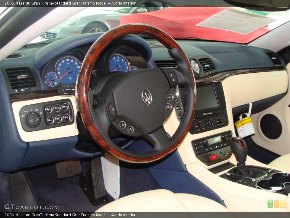 Avorio Interior Steering Wheel for the 2009 Maserati GranTurismo  #19434159