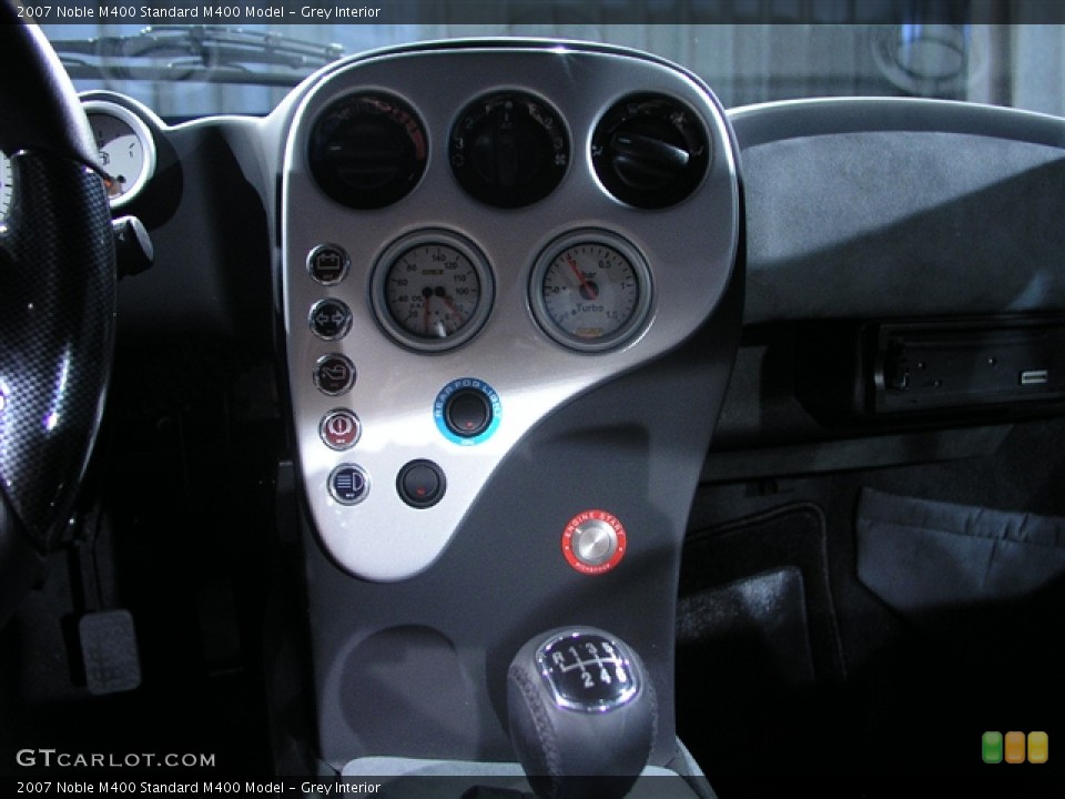 Grey Interior Controls for the 2007 Noble M400  #194997