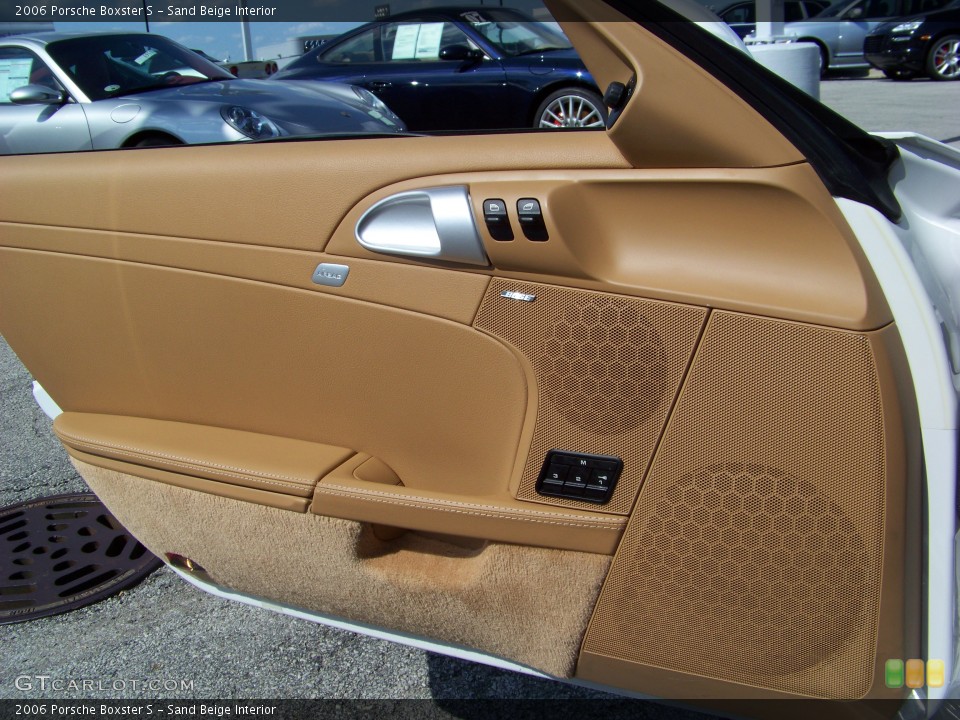 Sand Beige Interior Door Panel for the 2006 Porsche Boxster S #195198