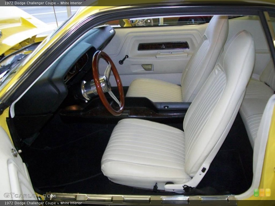 White Interior Photo for the 1972 Dodge Challenger Coupe #19556685