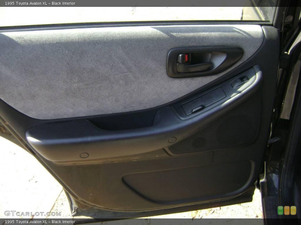 Black Interior Door Panel for the 1995 Toyota Avalon XL #20092901