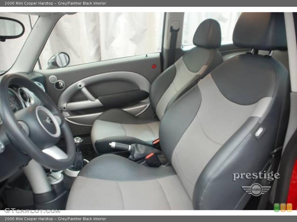 Grey/Panther Black Interior Photo for the 2006 Mini Cooper Hardtop #20181928