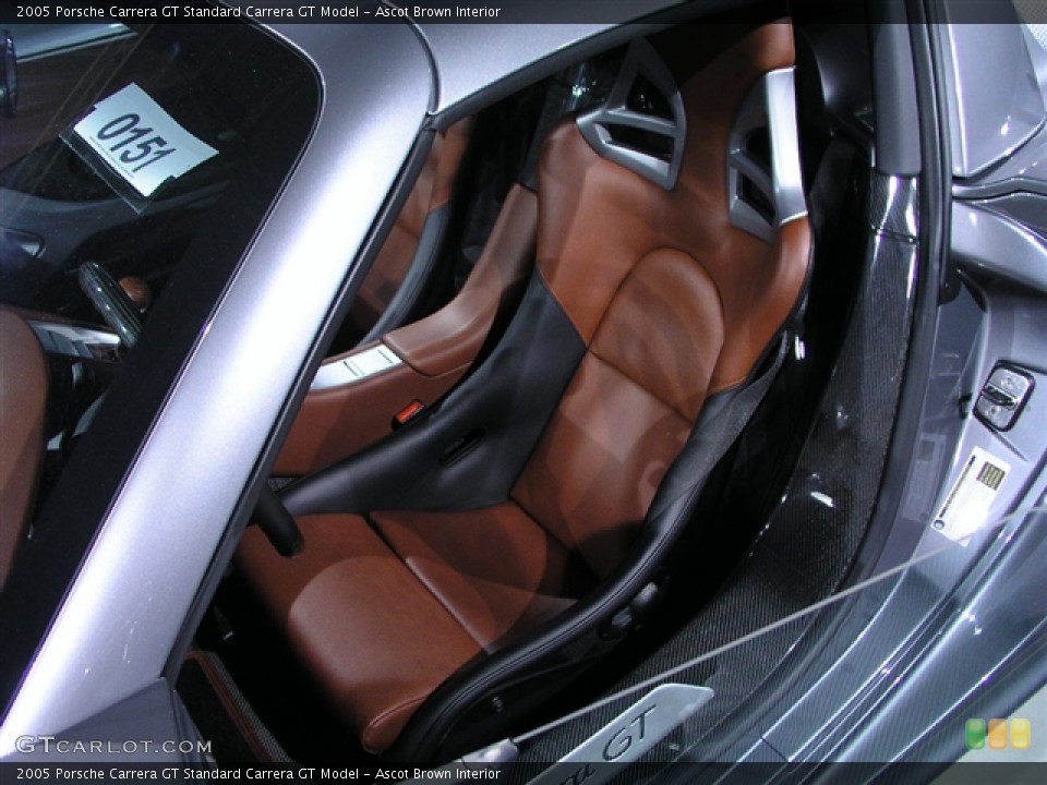 Ascot Brown Interior Photo for the 2005 Porsche Carrera GT  #204257