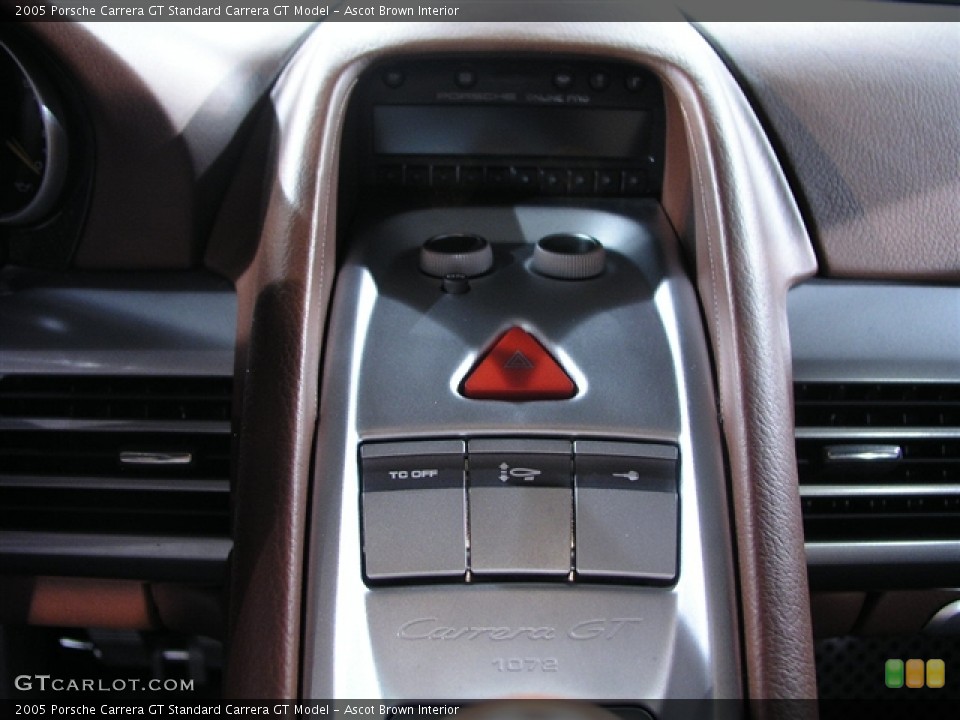 Ascot Brown Interior Controls for the 2005 Porsche Carrera GT  #204285