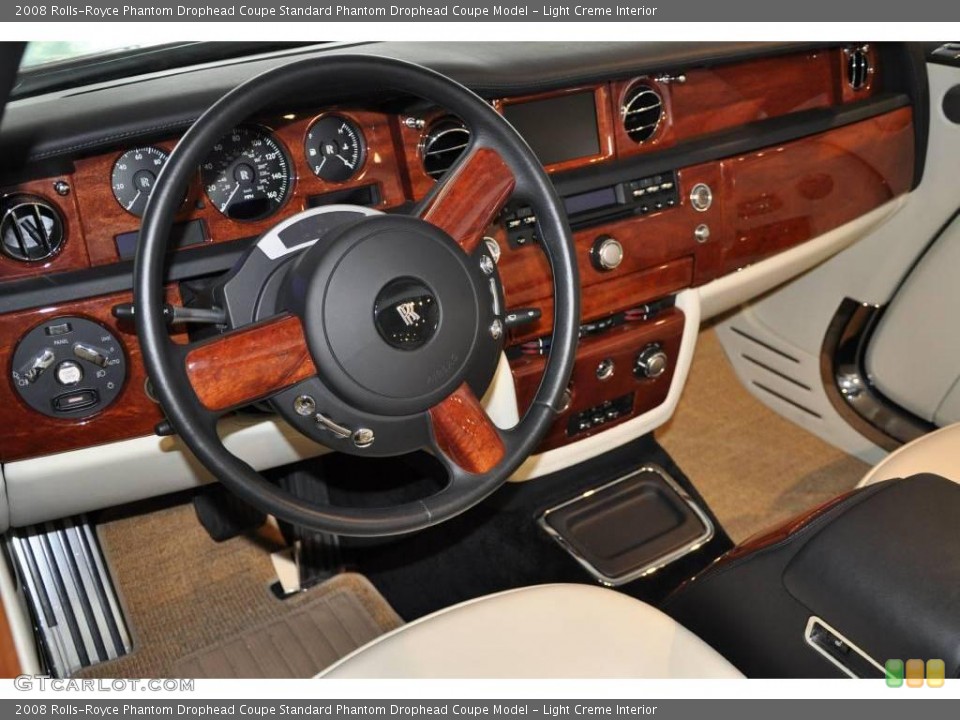 Light Creme Interior Dashboard for the 2008 Rolls-Royce Phantom Drophead Coupe  #20743323