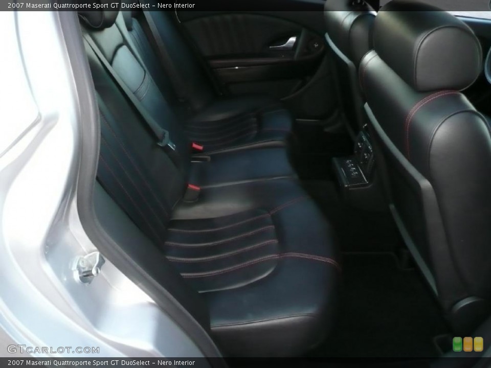 Nero Interior Photo for the 2007 Maserati Quattroporte Sport GT DuoSelect #20930563