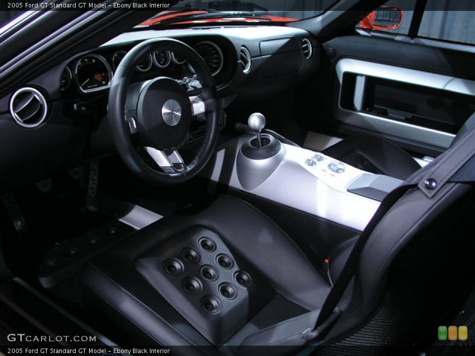 Ebony Black Interior Photo for the 2005 Ford GT  #210444