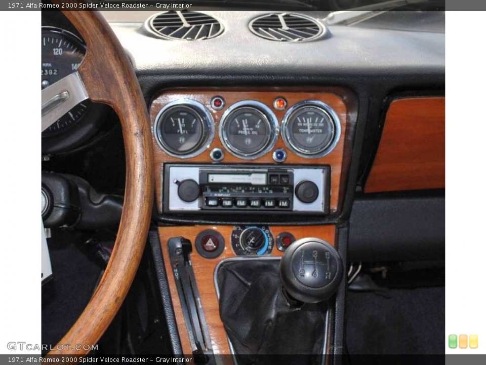 Gray Interior Transmission for the 1971 Alfa Romeo 2000 Spider Veloce Roadster #21168847