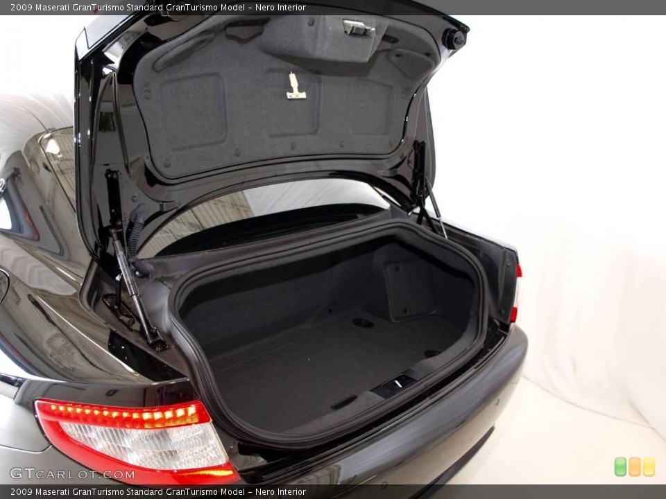 Nero Interior Trunk for the 2009 Maserati GranTurismo  #21325310