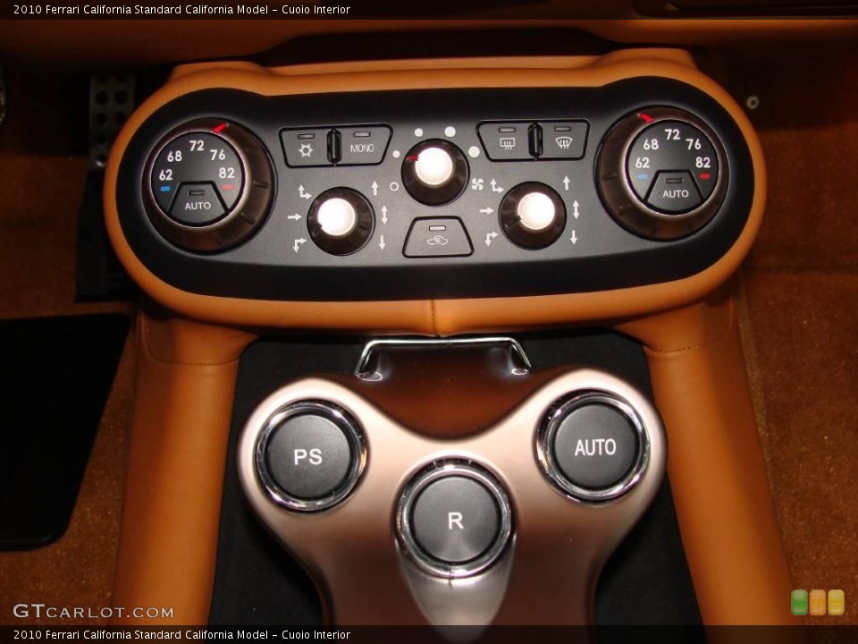 Cuoio Interior Controls for the 2010 Ferrari California  #22011473