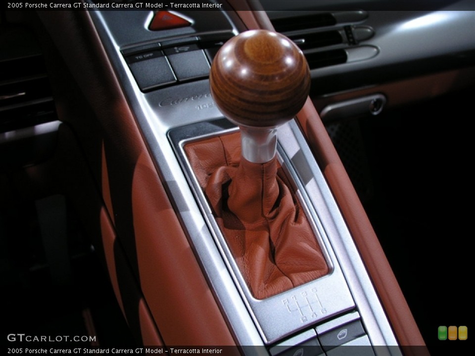 Terracotta Interior Transmission for the 2005 Porsche Carrera GT  #220923