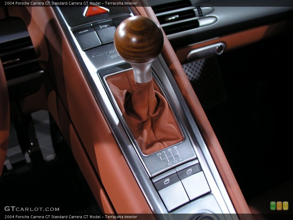 Terracotta Interior Transmission for the 2004 Porsche Carrera GT  #227825