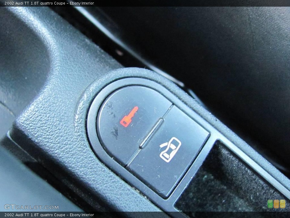 Ebony Interior Controls for the 2002 Audi TT 1.8T quattro Coupe #23195145