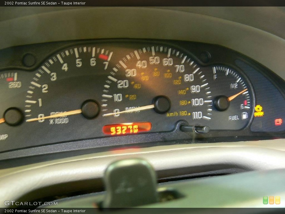 Taupe Interior Gauges for the 2002 Pontiac Sunfire SE Sedan #23671464