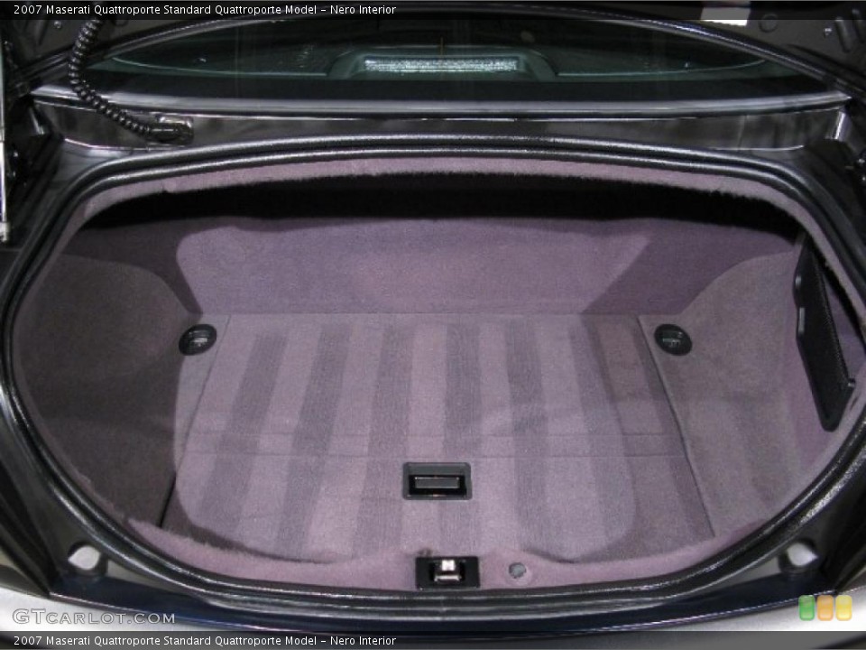 Nero Interior Trunk for the 2007 Maserati Quattroporte  #23676230