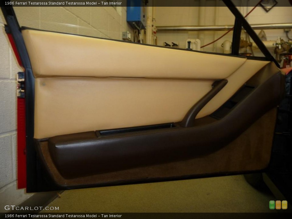 Tan Interior Door Panel for the 1986 Ferrari Testarossa  #24019342