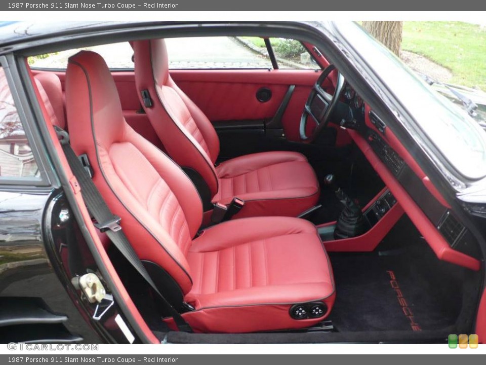 Red Interior Front Seat for the 1987 Porsche 911 Slant Nose Turbo Coupe #24169350