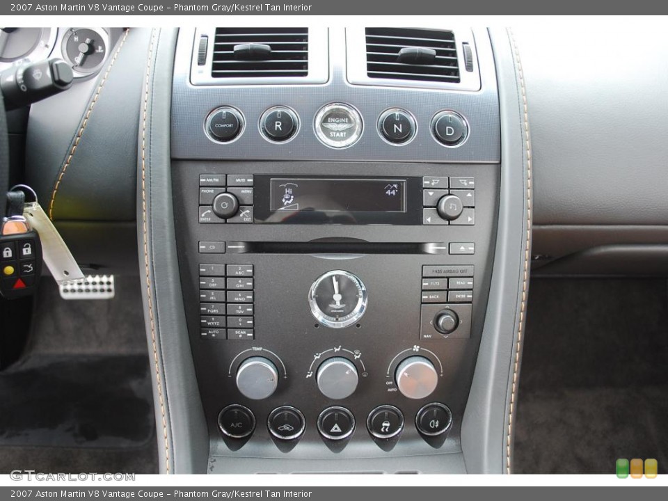 Phantom Gray/Kestrel Tan Interior Controls for the 2007 Aston Martin V8 Vantage Coupe #24353479