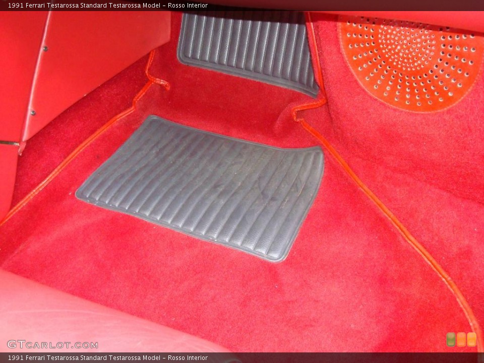 Rosso Interior Photo for the 1991 Ferrari Testarossa  #24443999