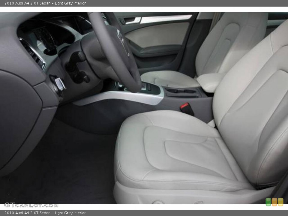Light Gray Interior Photo for the 2010 Audi A4 2.0T Sedan #24918039