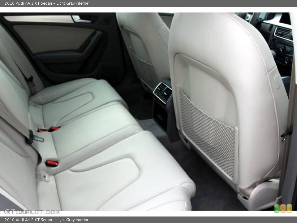 Light Gray Interior Photo for the 2010 Audi A4 2.0T Sedan #24918047