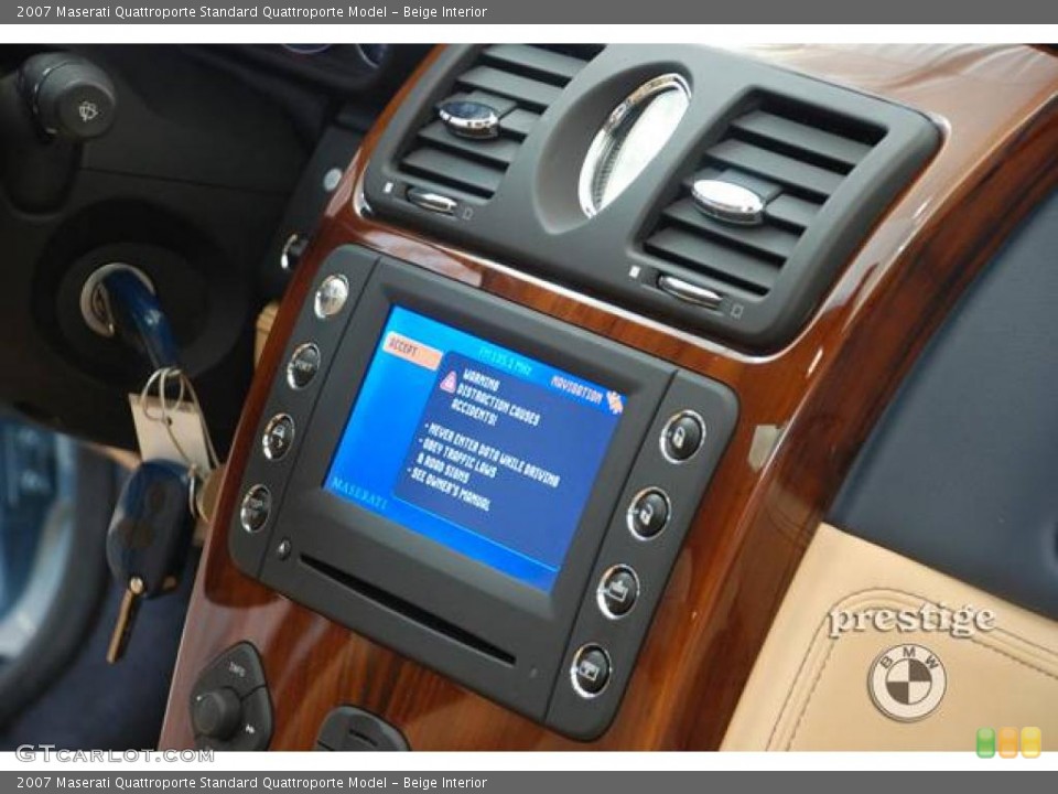 Beige Interior Controls for the 2007 Maserati Quattroporte  #24937304